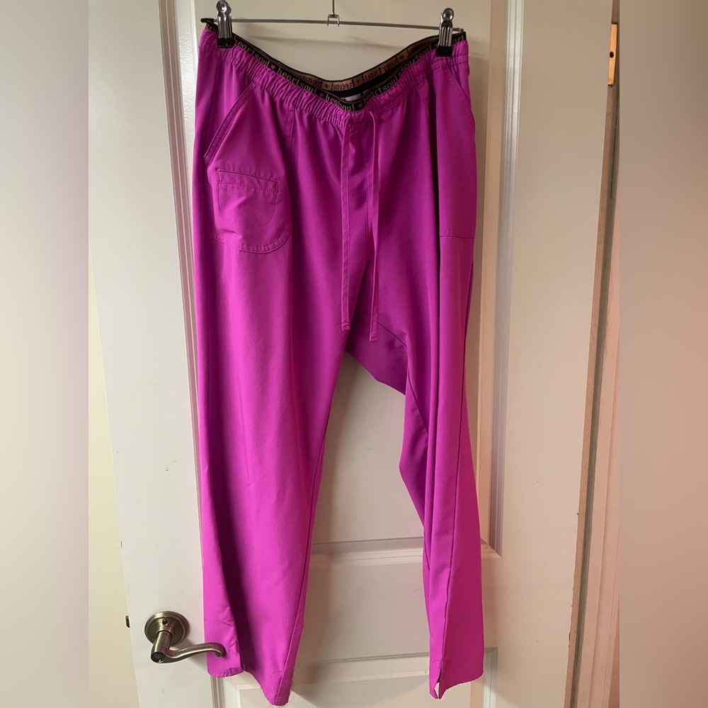 Scrub pants
